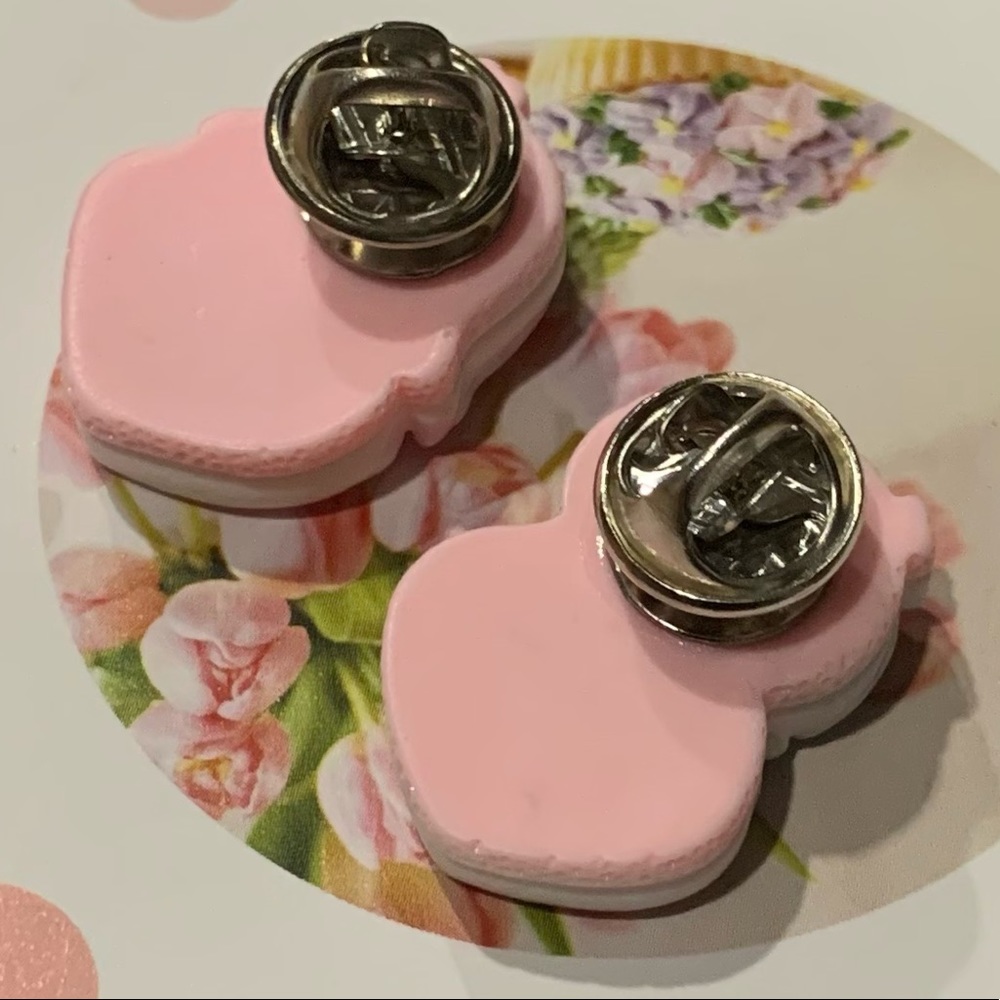 Sanrio Little Twin Stars Kiki & Lala Set of 2 Shaker Charm Pins - Picture 9 of 9